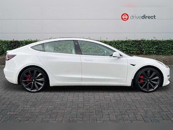 Used Tesla Model 3 2020 for sale - 76176472: Photo