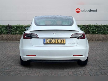 Used Tesla Model 3 2020 for sale - 76176472: Photo