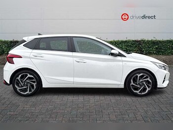 Used Hyundai i20 2022 for sale - 79015711: Photo