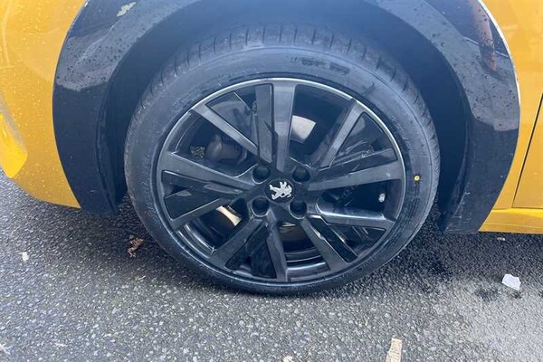 Used Peugeot 208 2023 for sale - 76088261: Photo 9