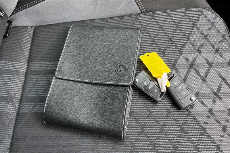 Used Volkswagen Polo 2024 for sale - 77741992: Photo 36