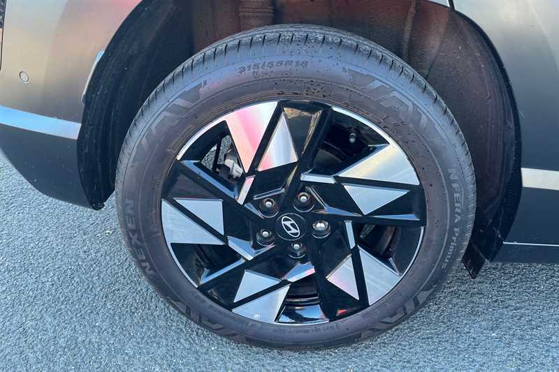 Used Hyundai KONA 2023 for sale - 76930379: Photo 11