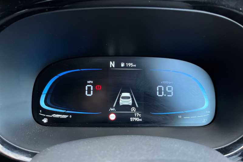 Used Hyundai i10 2024 for sale - 76503903: Photo 20