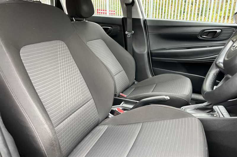 Used Hyundai i20 2022 for sale - 77828684: Photo 23