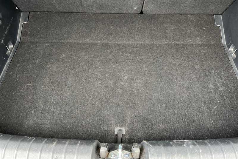 Used Kia Stonic 2023 for sale - 77638323: Photo 25