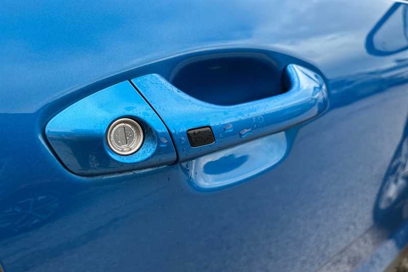 Used Kia Stonic 2023 for sale - 77638323: Photo 33