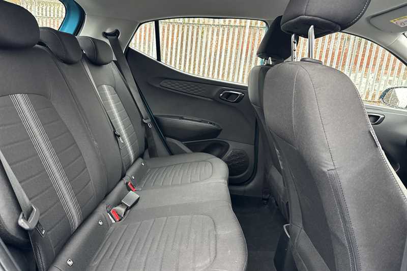 Used Hyundai i10 2022 for sale - 77317686: Photo 24