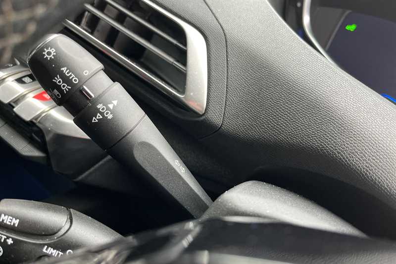 Used Peugeot 3008 2019 for sale - 77944535: Photo 40