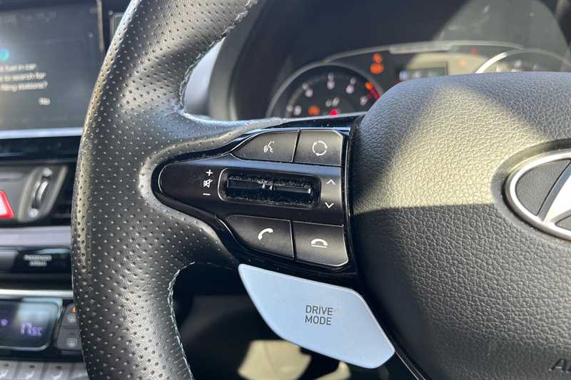 Used Hyundai i30 2018 for sale - 77296078: Photo 21