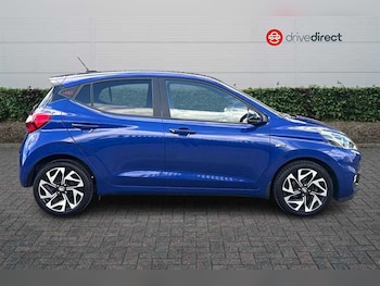 Used Hyundai i10 2021 for sale - 79015995: Photo