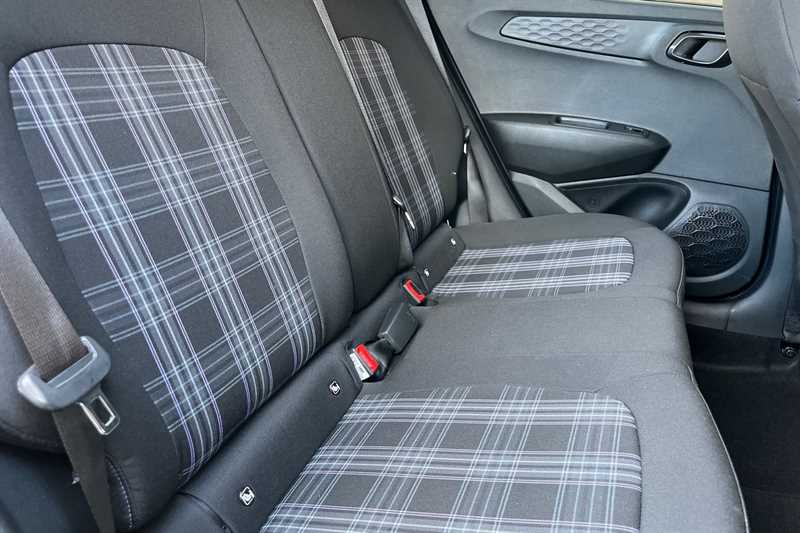 Used Hyundai i10 2024 for sale - 76530845: Photo 24