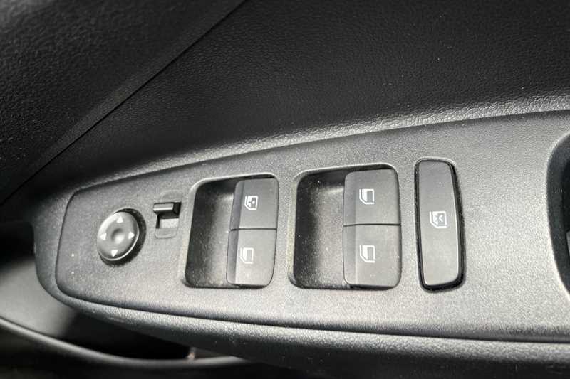 Used Hyundai i10 2022 for sale - 76088165: Photo 16