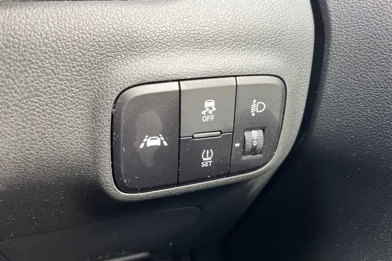Used Hyundai i10 2022 for sale - 76088165: Photo 38