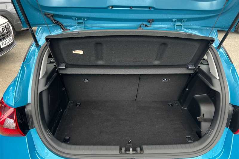 Used Hyundai i20 2023 for sale - 78221777: Photo 25