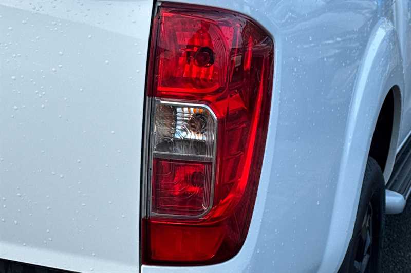 Used Nissan Navara 2020 for sale - 77322344: Photo 32