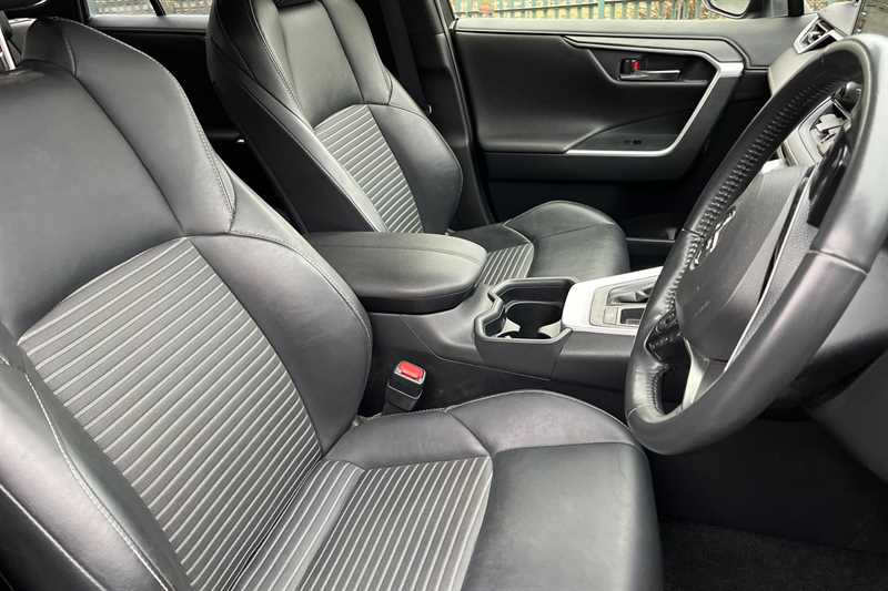 Used Toyota RAV4 2021 for sale - 77474069: Photo 23