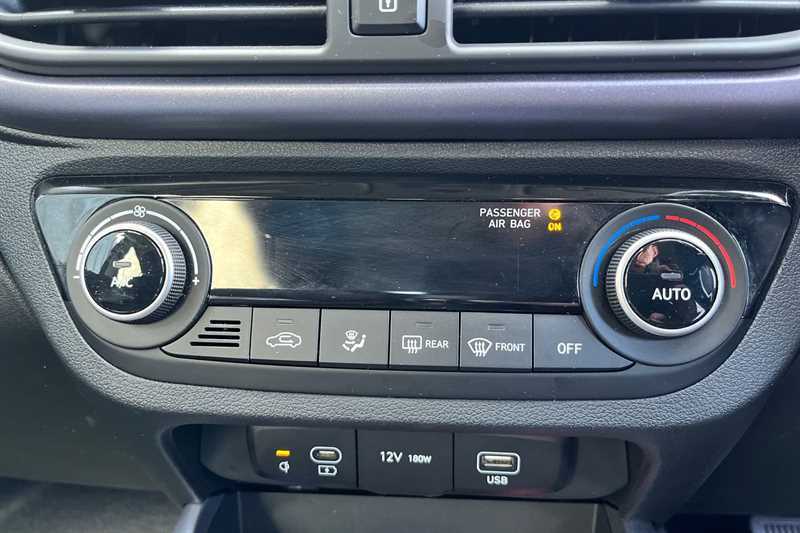 Used Hyundai i10 2024 for sale - 76733097: Photo 15