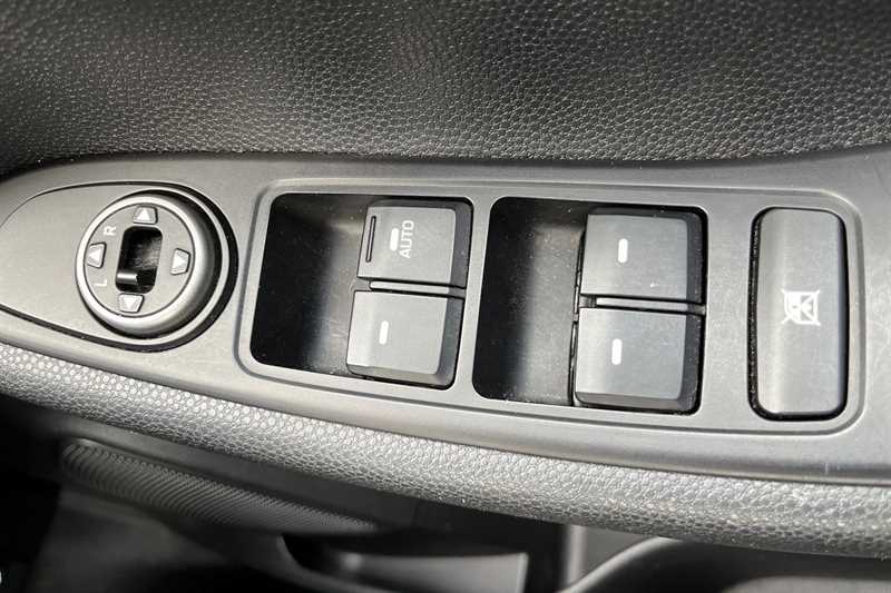 Used Hyundai i20 2020 for sale - 77899424: Photo 16