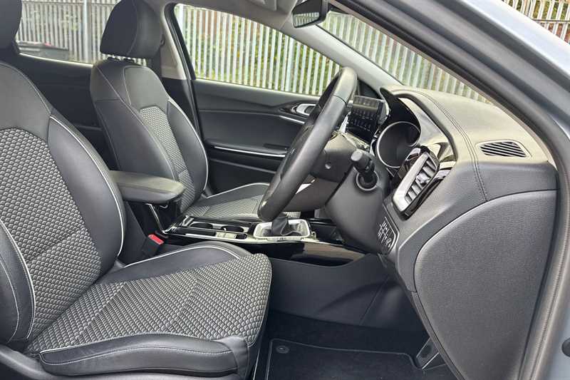Used Kia XCeed 2022 for sale - 76329388: Photo 23