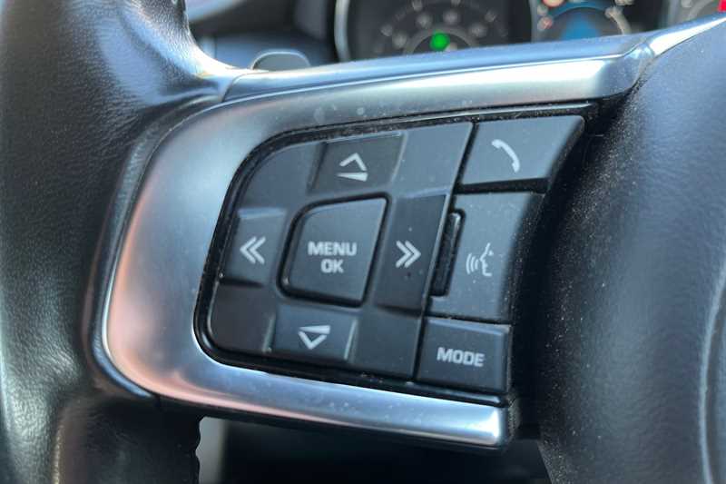 Used Jaguar E-Pace 2017 for sale - 76044708: Photo 21