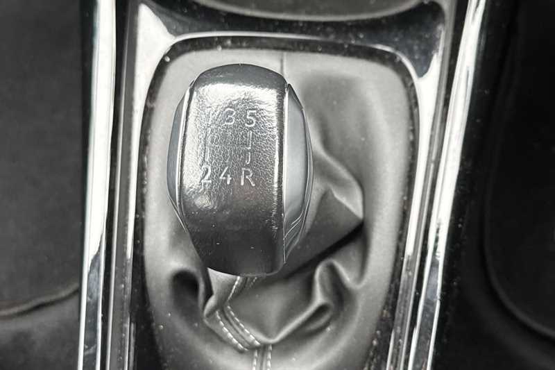 Used Peugeot 2008 2018 for sale - 77772539: Photo 38