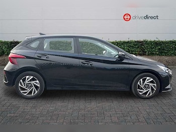 Used Hyundai i20 2024 for sale - 77322252: Photo