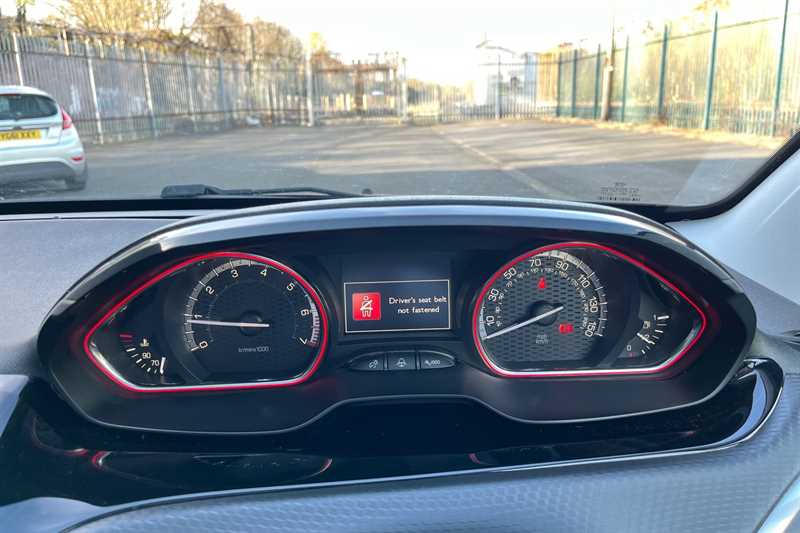 Used Peugeot 2008 2018 for sale - 78189106: Photo 20