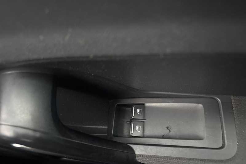 Used Volkswagen Beetle 2016 for sale - 76956225: Photo 16