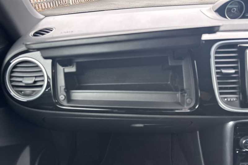 Used Volkswagen Beetle 2016 for sale - 76956225: Photo 39