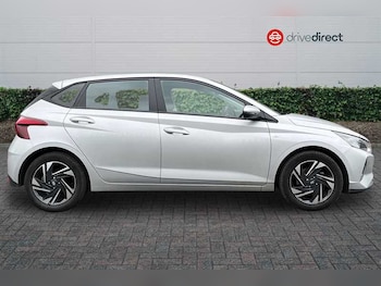 Used Hyundai i20 2022 for sale - 76917276: Photo