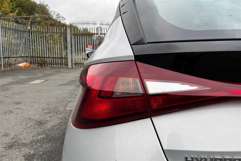 Used Hyundai i20 2022 for sale - 76261890: Photo 32