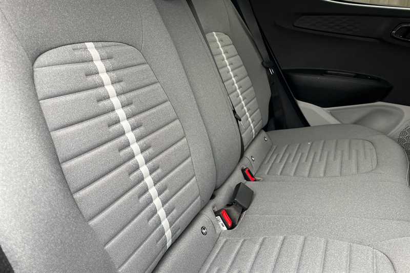 Used Hyundai i10 2023 for sale - 77295299: Photo 24