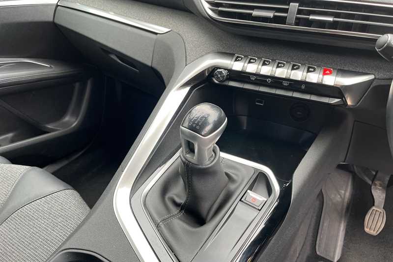 Used Peugeot 3008 2019 for sale - 77929733: Photo 14