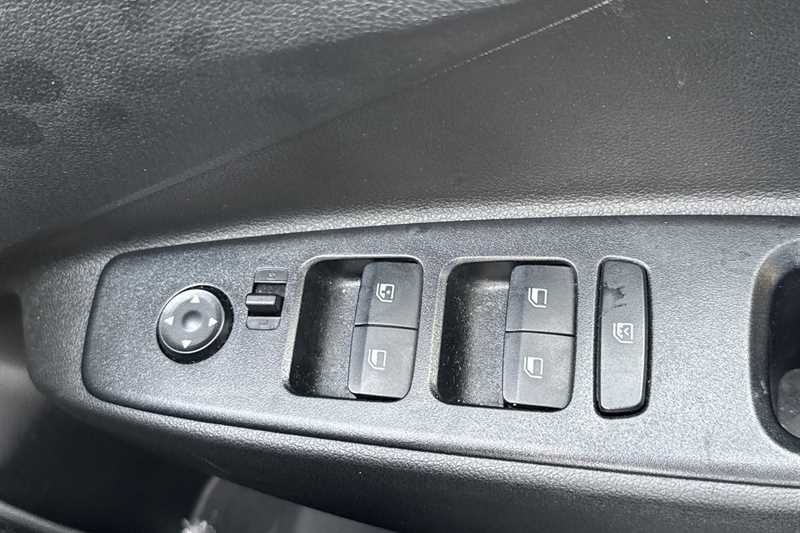 Used Hyundai i10 2023 for sale - 77309471: Photo 16