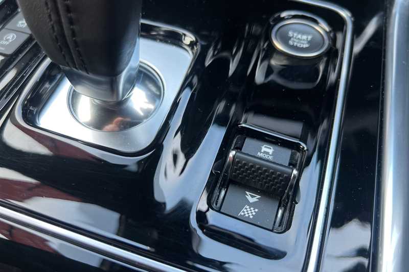 Used Jaguar XE 2024 for sale - 76851897: Photo 38