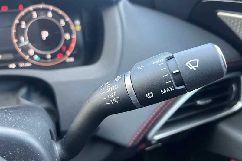 Used Jaguar XE 2024 for sale - 76851897: Photo 39