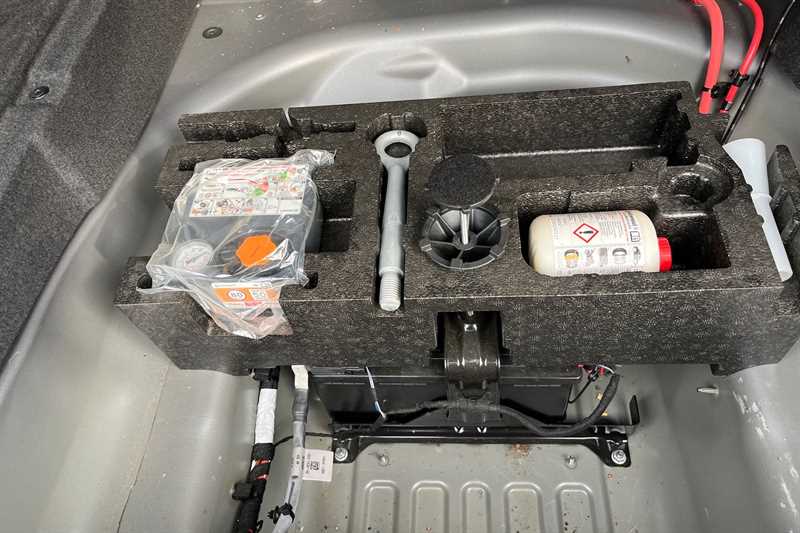 Used Jaguar F-Pace 2017 for sale - 77085036: Photo 37