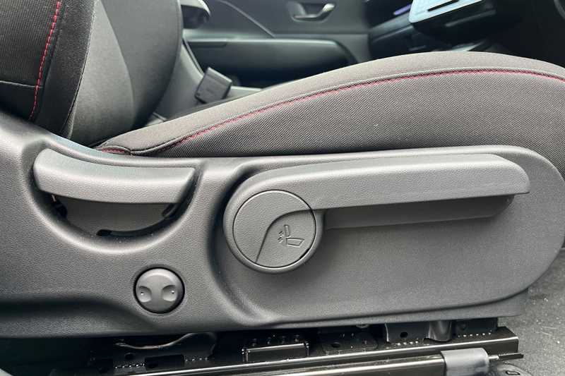 Used Hyundai KONA 2025 for sale - 76516279: Photo 26