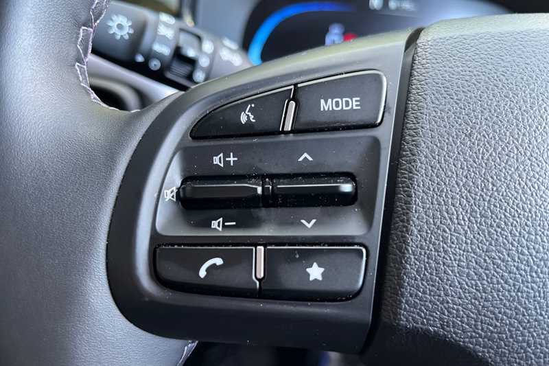Used Hyundai i10 2024 for sale - 76088192: Photo 21