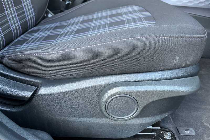 Used Hyundai i10 2024 for sale - 76088192: Photo 26