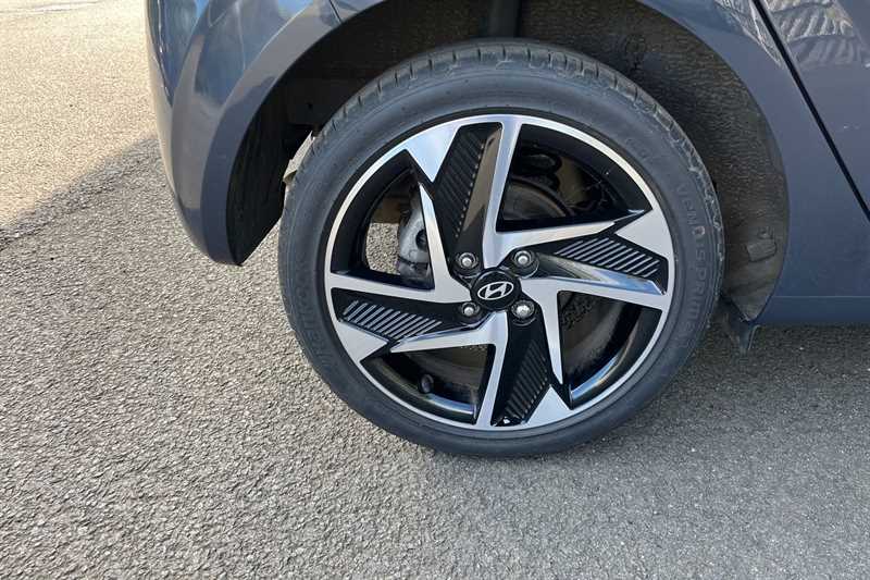 Used Hyundai i10 2024 for sale - 76088192: Photo 9