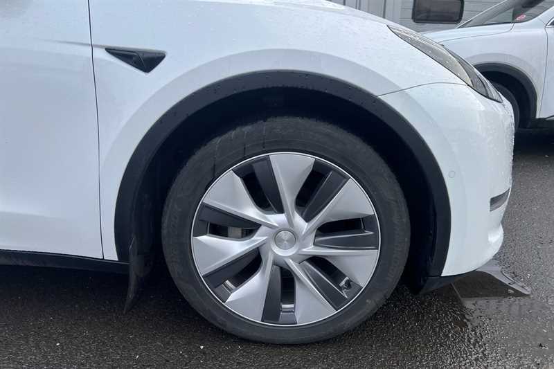 Used Tesla Model Y 2022 for sale - 77700324: Photo 10