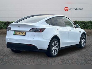 Used Tesla Model Y undefined for sale - 77700324: Photo