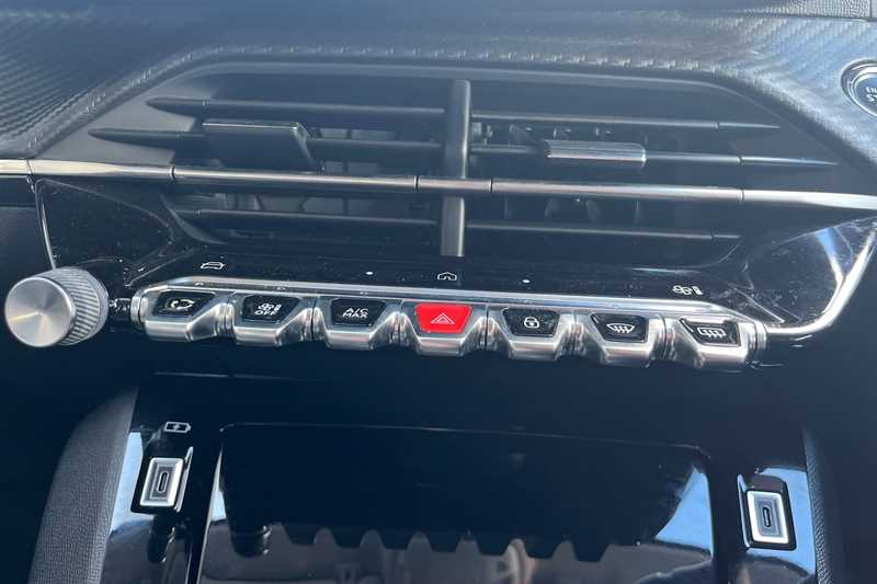 Used Peugeot 208 2024 for sale - 78120193: Photo 15