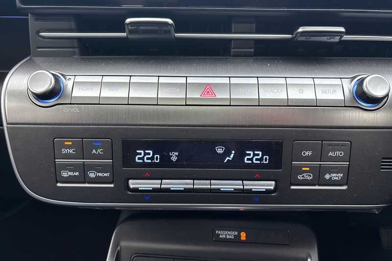 Used Hyundai KONA 2024 for sale - 77812175: Photo 15