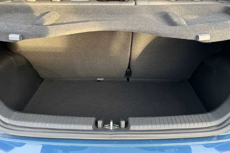 Used Hyundai i10 2024 for sale - 77361994: Photo 25