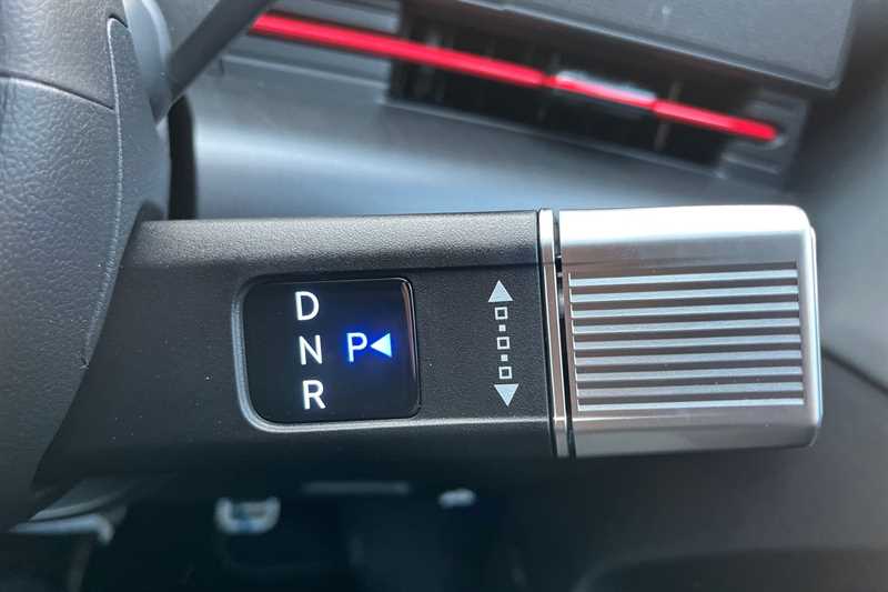 Used Hyundai KONA 2025 for sale - 77444436: Photo 46