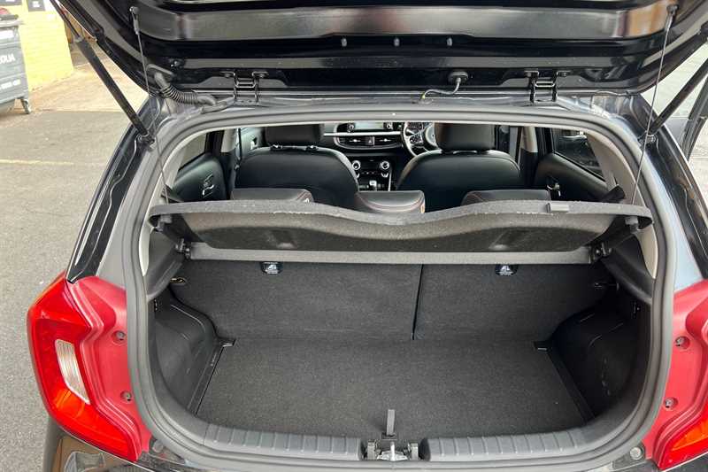 Used Kia Picanto 2018 for sale - 76463665: Photo 25