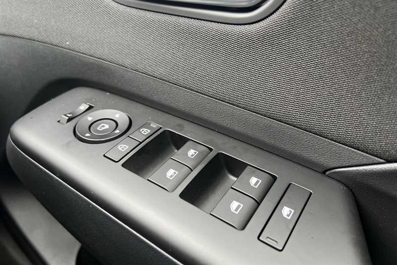 Used Hyundai KONA 2025 for sale - 77317317: Photo 16