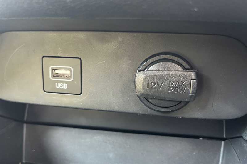 Used Hyundai i10 2022 for sale - 76088208: Photo 42